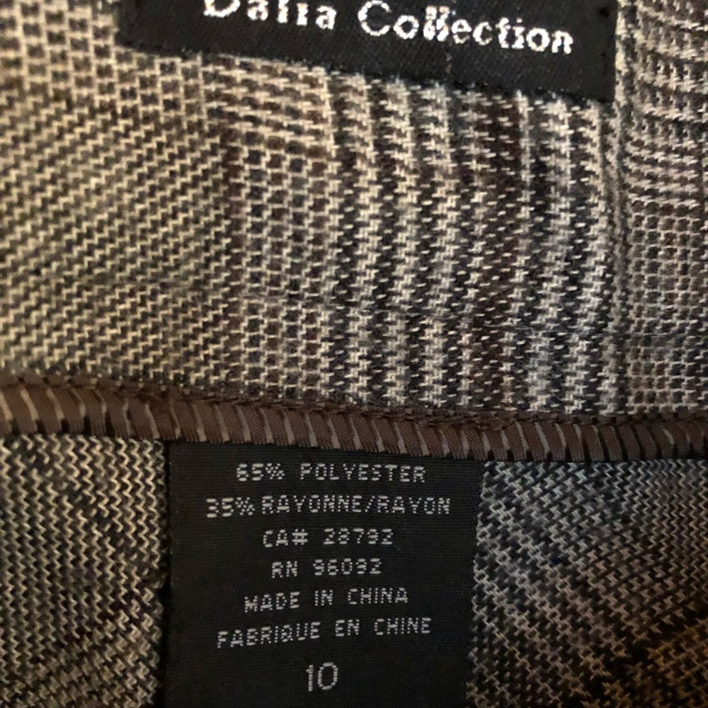 Brown Skirt Size: 8